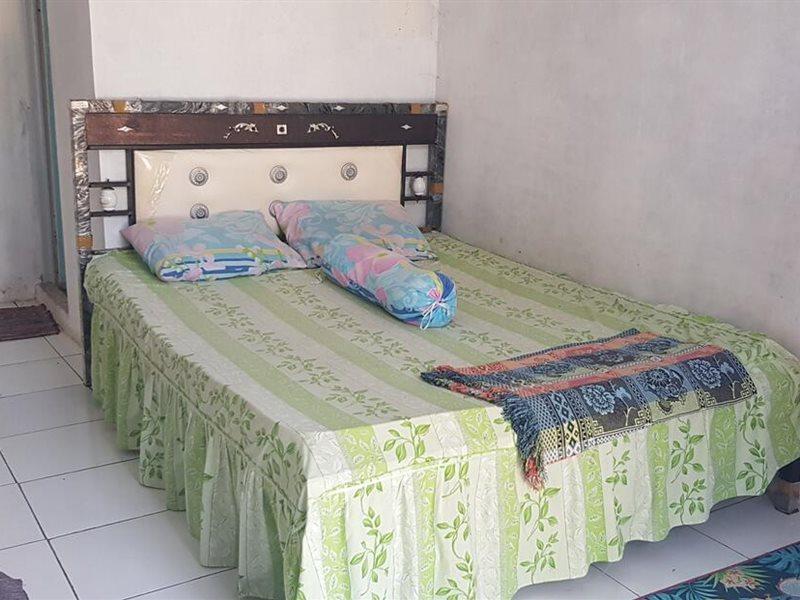 Spot On 90018 Villa Zane Reynold Karanghawu Extérieur photo